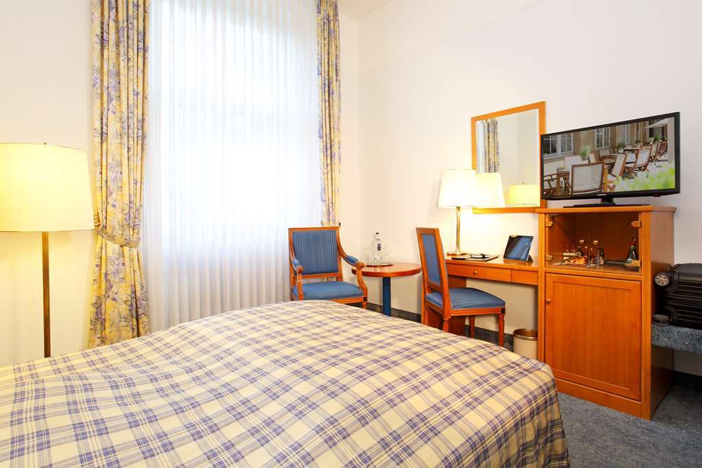 Schlosshotel Karlsruhe Oda fotoğraf