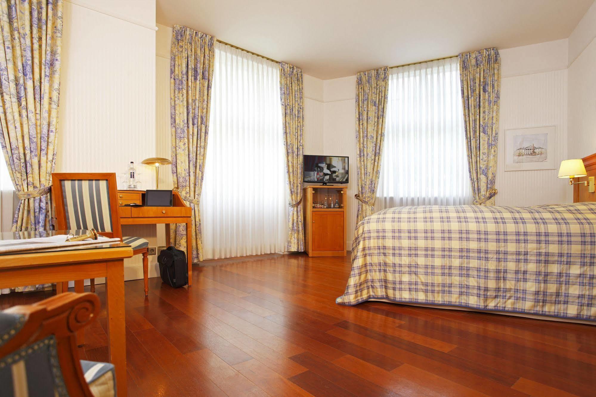 Schlosshotel Karlsruhe Dış mekan fotoğraf