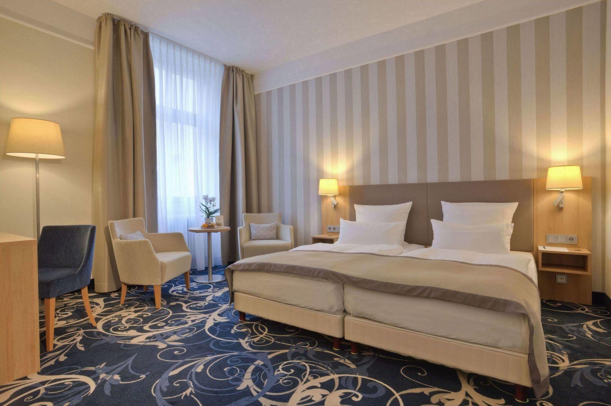 Schlosshotel Karlsruhe Dış mekan fotoğraf